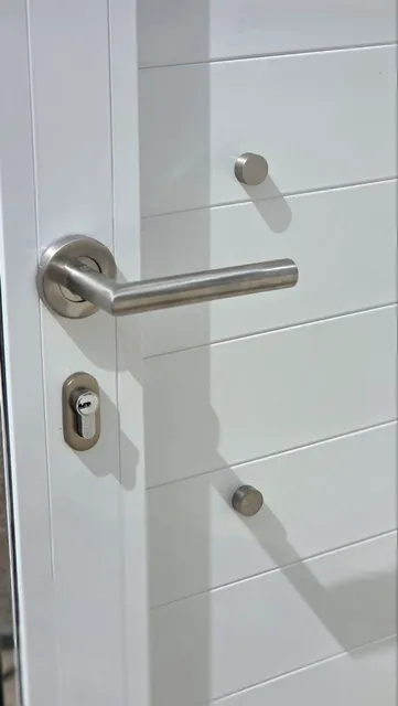 Puertas peatonales — trabajo realizado por FPM Innovations (2)