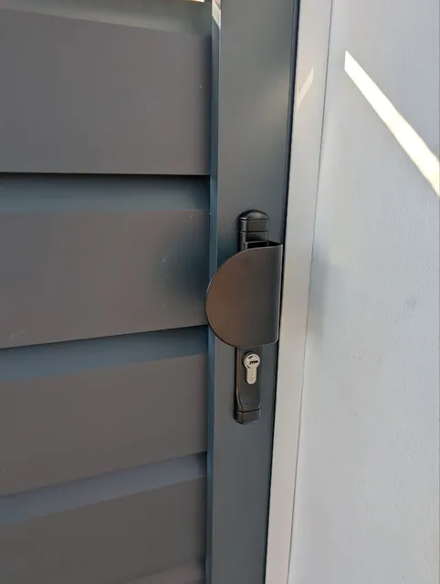 Puertas peatonales — trabajo realizado por FPM Innovations (5)